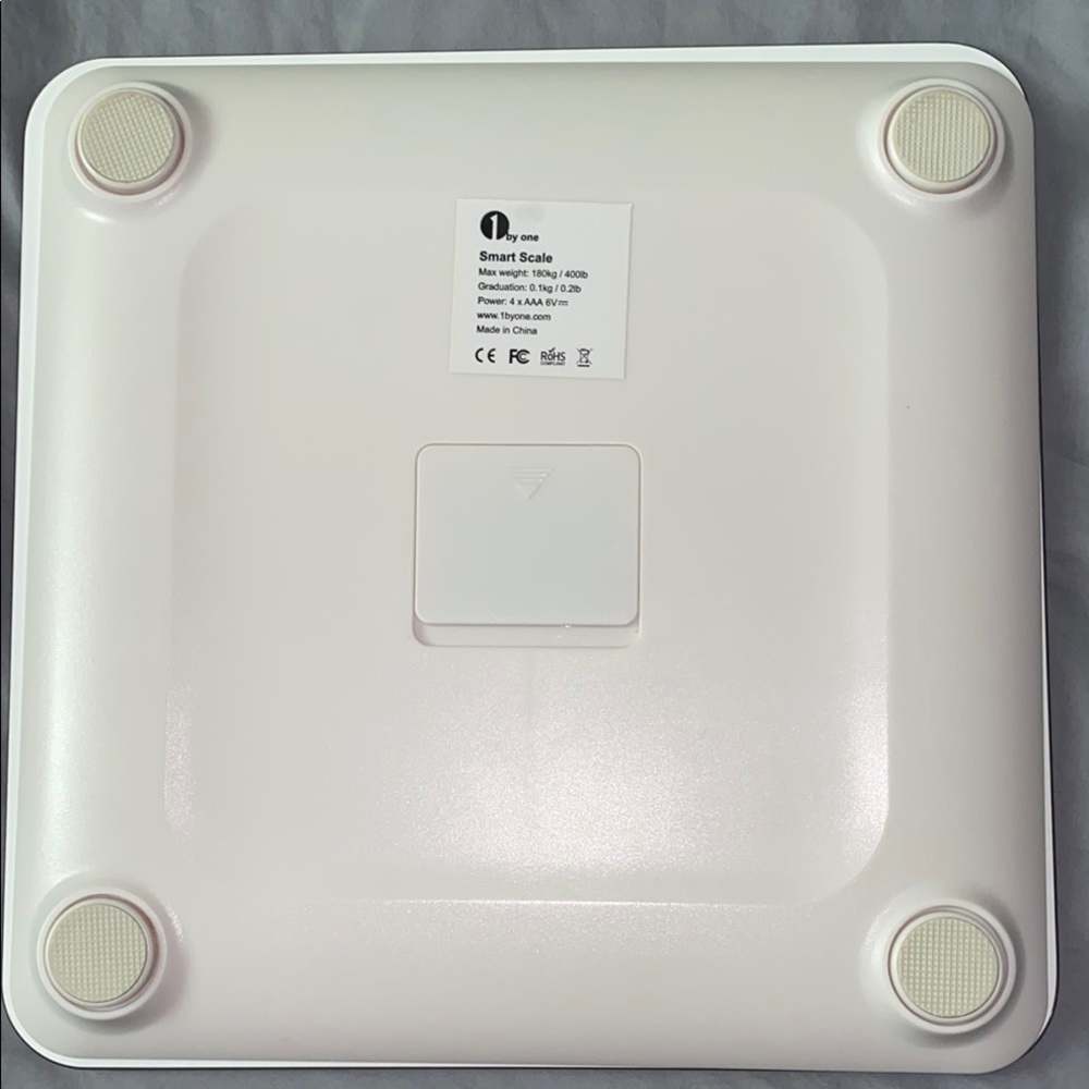 Smart Body Scale with iOS and Android App - Picture 4 of 7